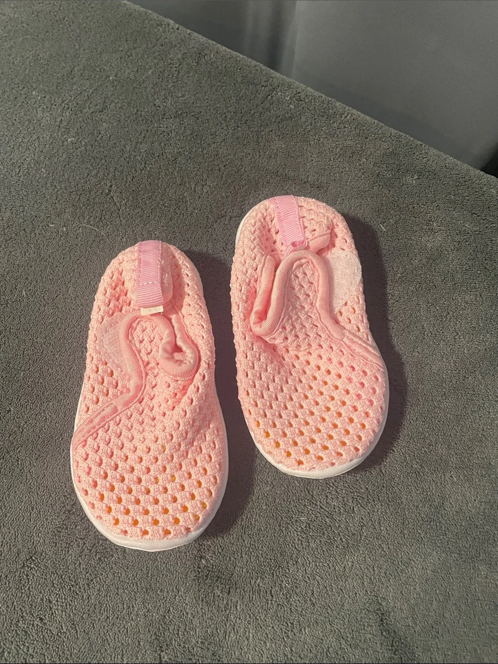Kids Pink Water Shoes - Lightweight Breathable Aqua Socks